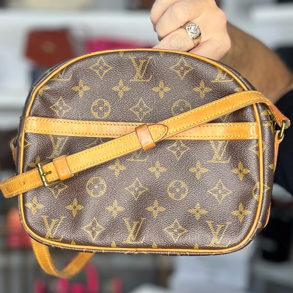 Louis Vuitton Handbags - LV Monogram Rare Crossbody
